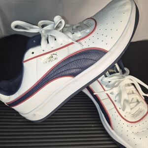Puma Men's White and Navy Sneakers Size 11